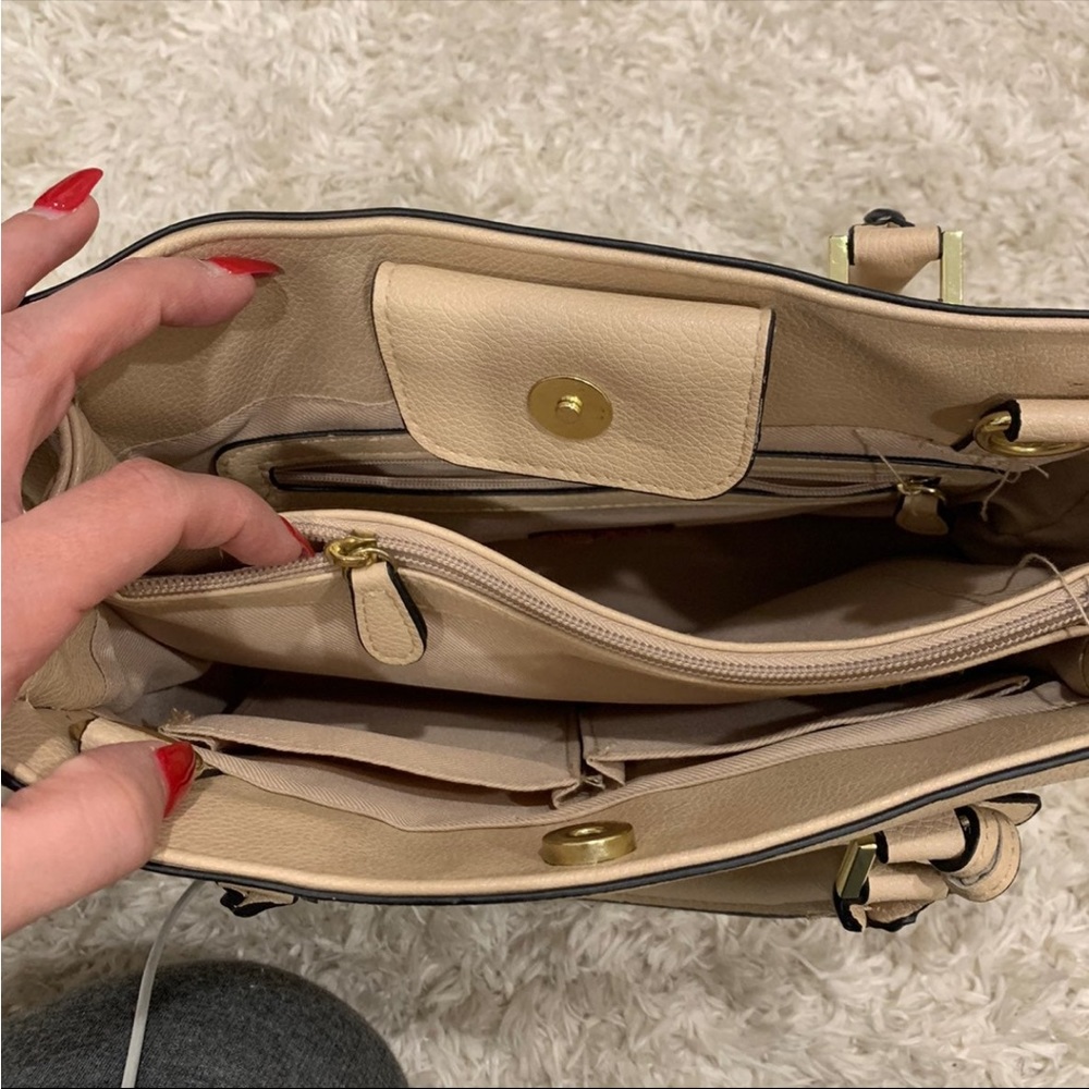 Purse - Picture 2 of 2